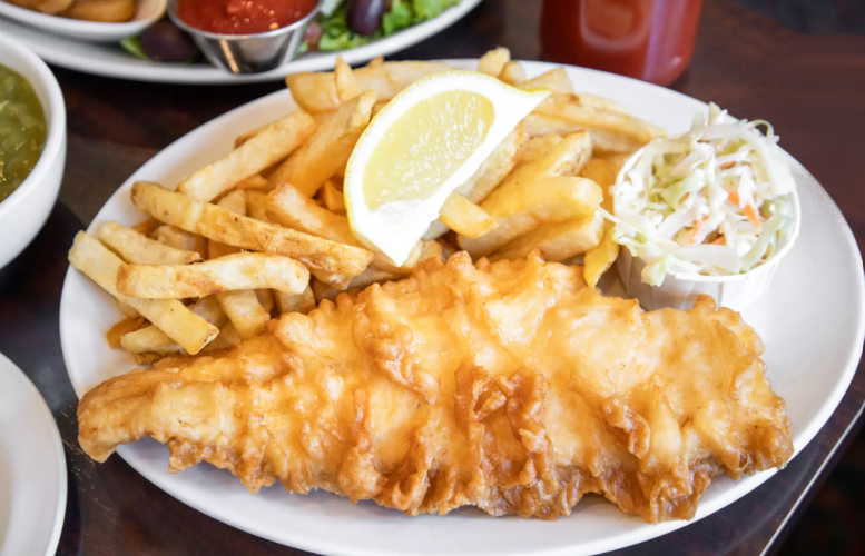 15.Olde Yorke Fish and Chips-meal-1