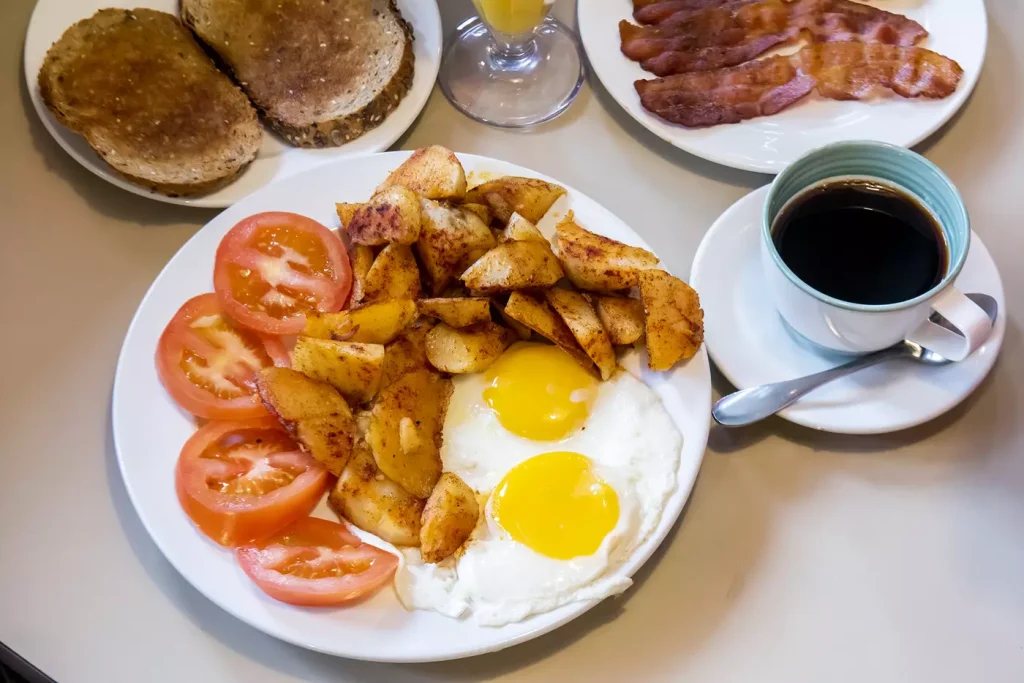 25.-Avenue-Diner-meal