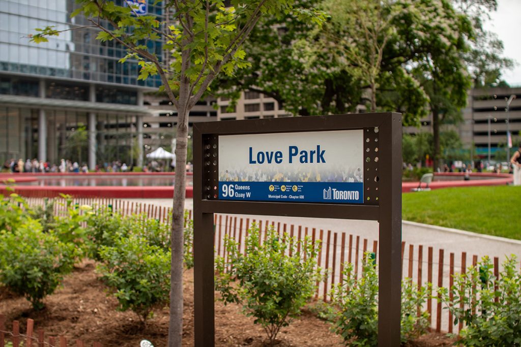 Love-Park-toronto